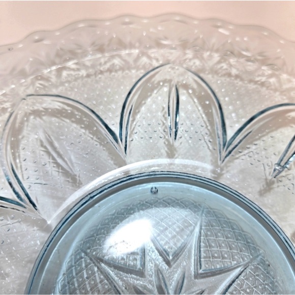 Princess House Blue Scalloped Capri Plate - Picture 3 of 4